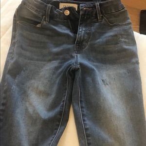 Dark wash stretchy jeans